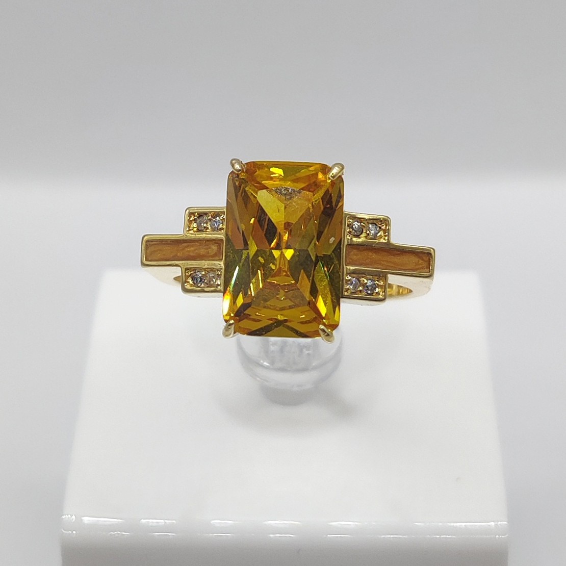 Ювелирное изделие - Бижутерное кольцо с фианитами в магазине Best-Gold 148944